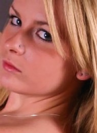 Curvy teen stripper dances and strips