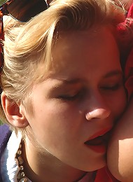 Very hot teenage lesbian blondes